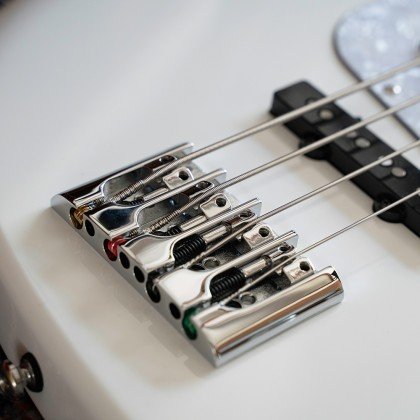 CORT Elrick NJS-4 Electric Bass - White